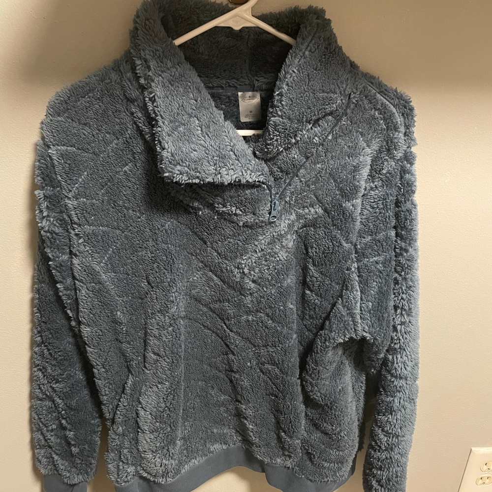 Fleece pull over